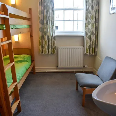 Ingleton Hostel *