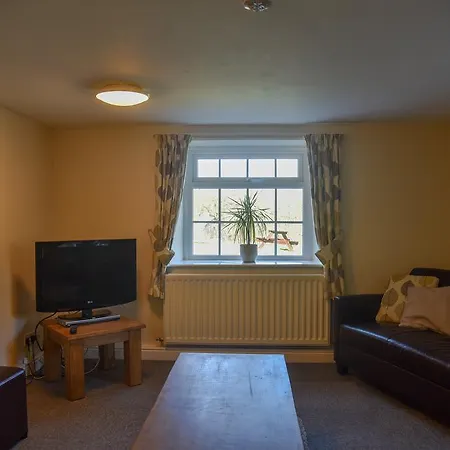 硬格尔顿旅馆Yha 旅馆 *